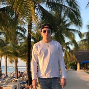 Meet your Posher, Allan